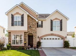 9294 S Chartres Ave, Sandy, UT 84070