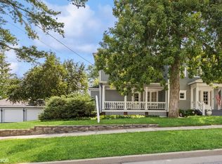 353 S Quentin Rd, Palatine, IL 60067