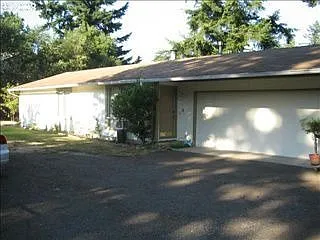 2138 SE 143rd Ave photo 1