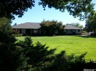 10230 Atlantis Dr, Elk Grove, CA 95624