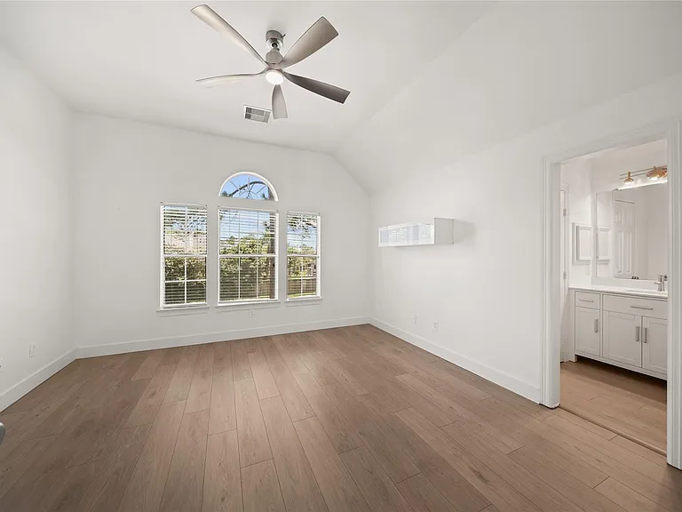 3006 Brooks Ct — Photo 16