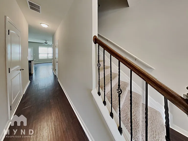 5921 Cassie Dr — Photo 6