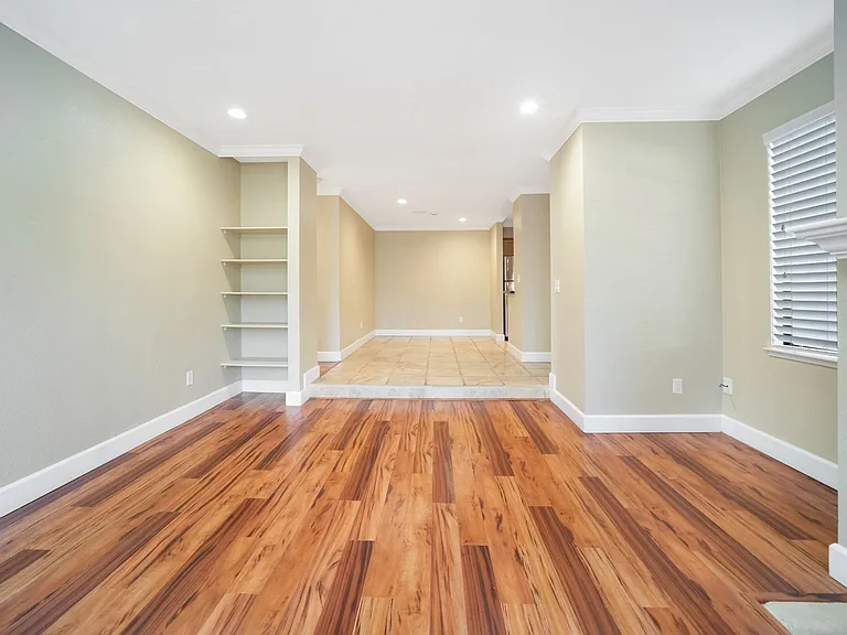 330 Eastridge Dr — Photo 12