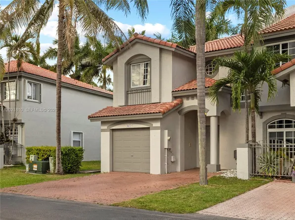 5033 NW 114th Ct, Doral, FL 33178