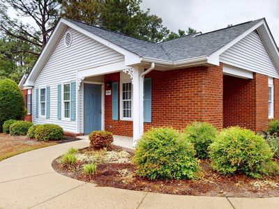 1203 Wilshire Cir, Aberdeen, NC, 28315