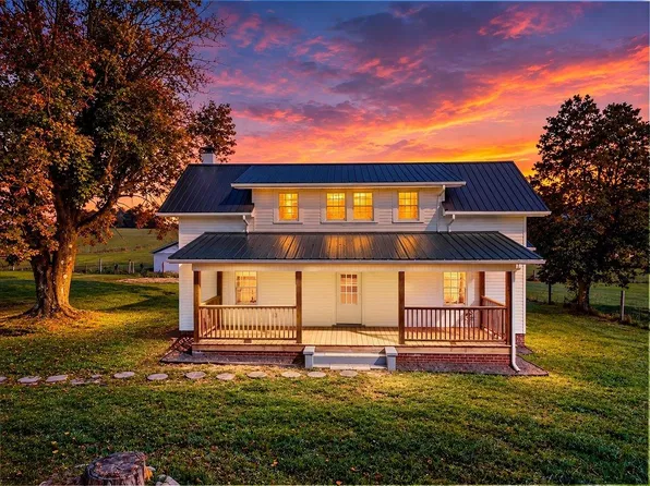 4060 Robinson Tract Rd, Pulaski, VA 24301