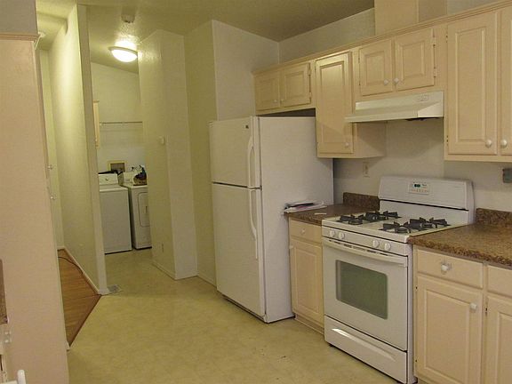 5th image of 260 Coble Dr