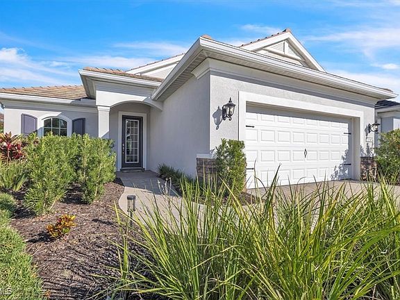 3rd image of 13585 Heritage Preserve Dr