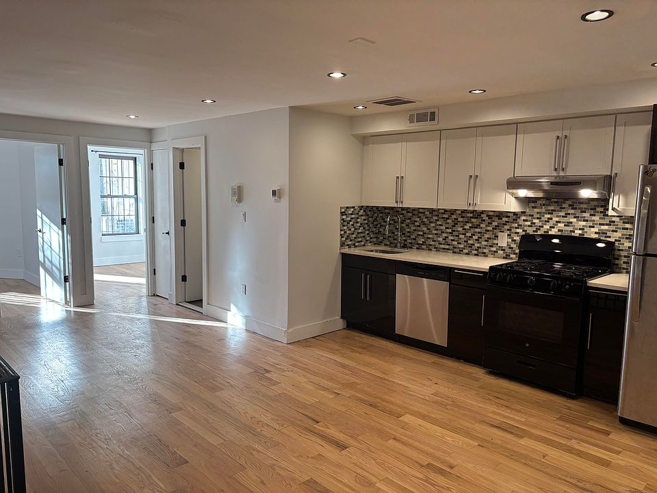 1st image of 794 Halsey St APT 1