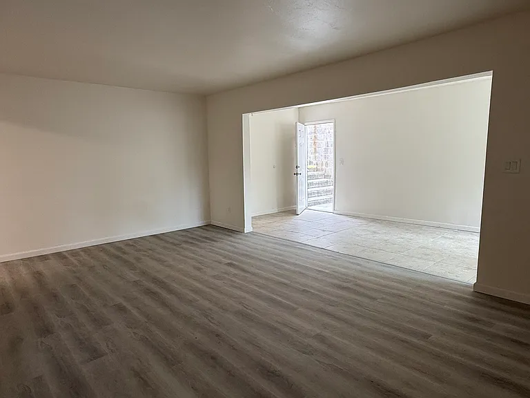 2437 Modesto St #2437 — Photo 2