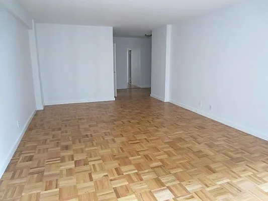 Rented by Mark David | media 28