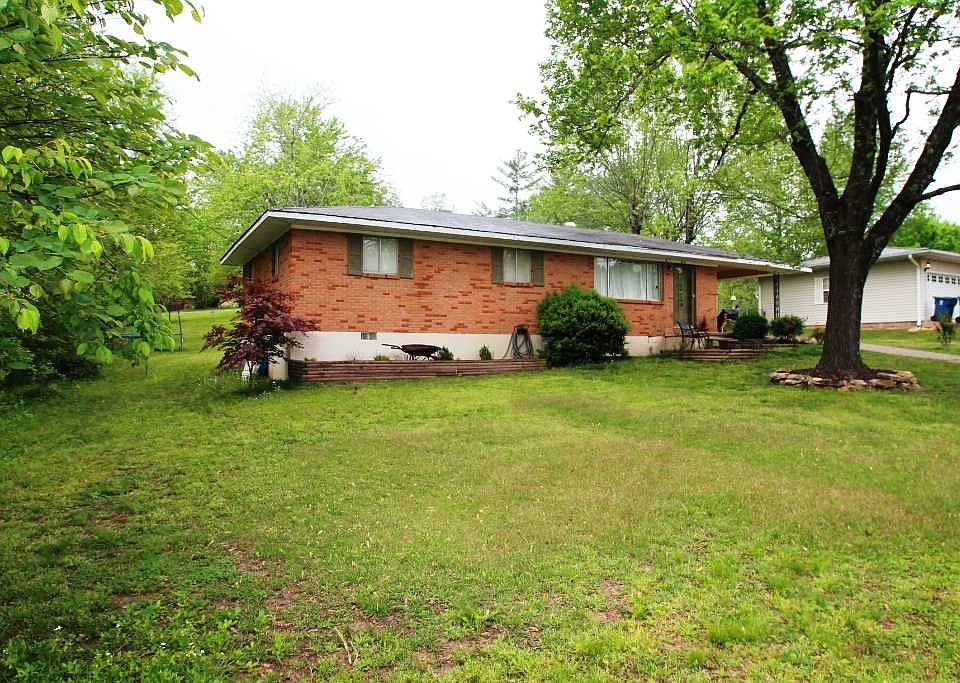 1st image of 2511 Clearmont Ln