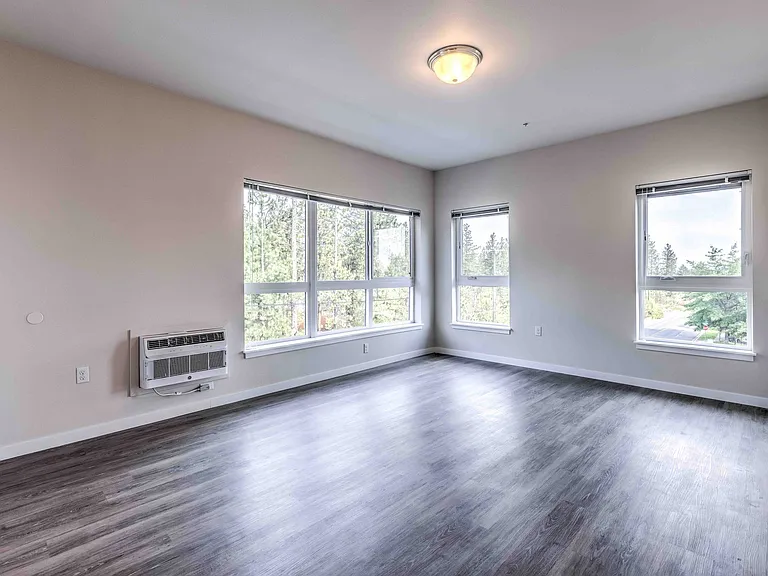 City View Apartments — Photo 28