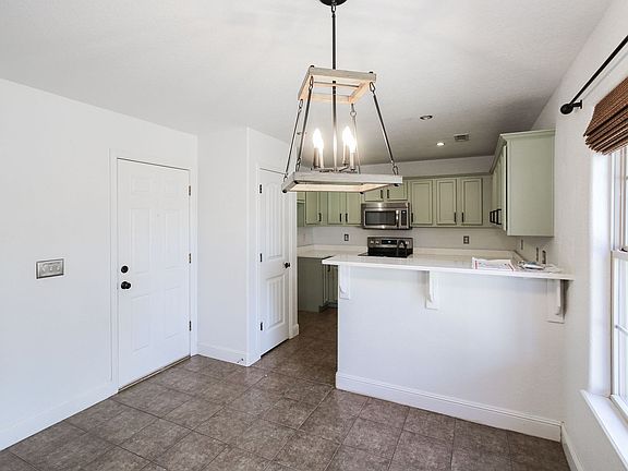 5th image of 1208 N 31st St