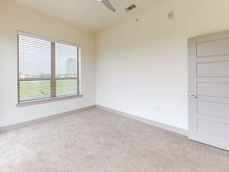 The Flats at Palisades — Photo 152