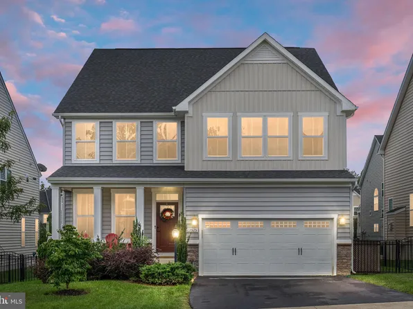 12525 Southington Dr, Woodbridge, VA 22192