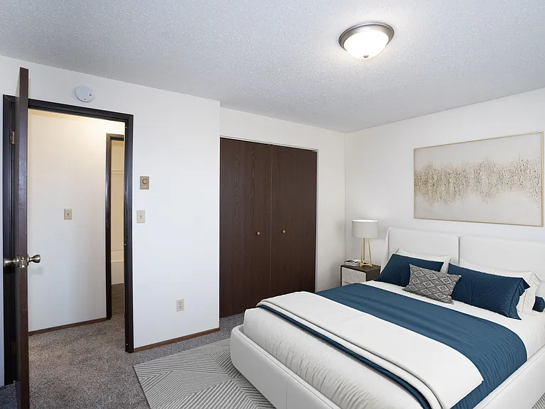 Fargo, ND Pacific Park Apartments | 11B | Bedroom