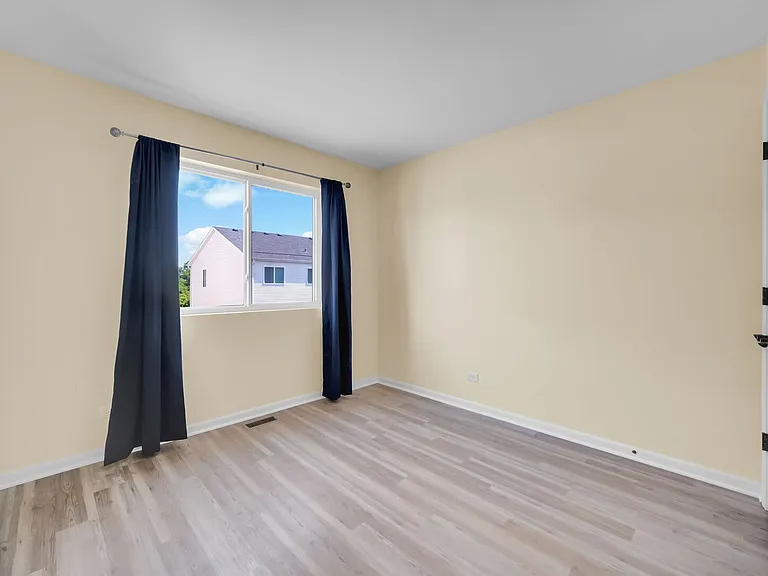 1476 Manning Ave — Photo 19