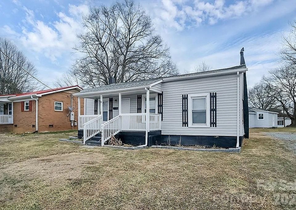 1st image of 301 Jc Dellinger Rd #301