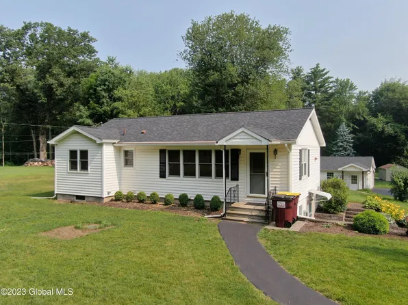 149 Hubbs Road, Ballston Lake, NY 12019