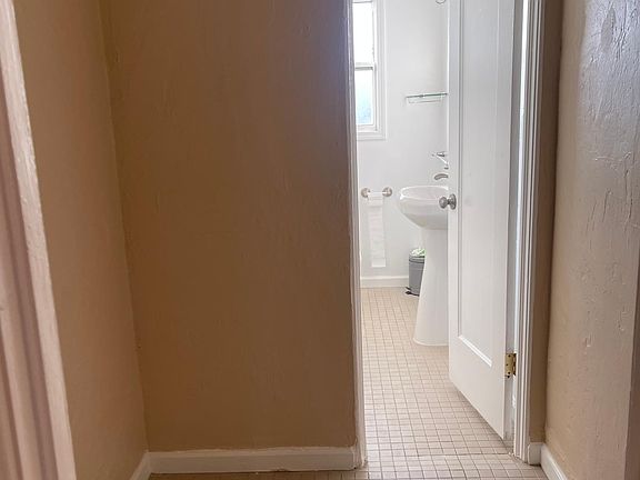 3rd image of 669 Hillsborough St APT 30