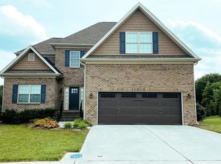 1102 Old Stone Ln, Kernersville, NC 27284