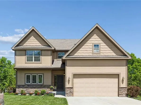 3400 NW 50th St, Riverside, MO 64150