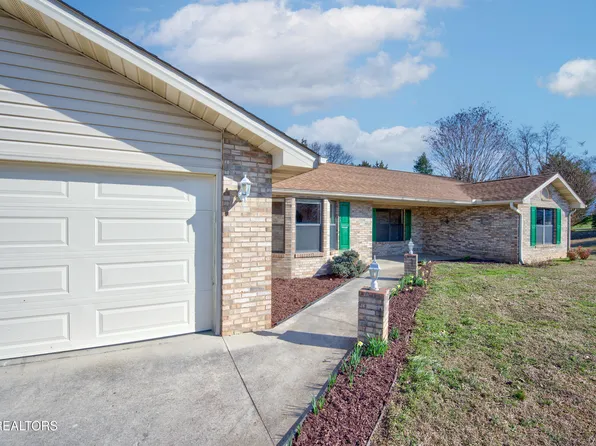 2929 Oak Top Ct, Kodak, TN 37764