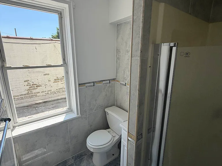 3300 Netherland Ave #1J — Photo 10