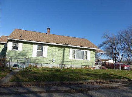 4th image of 1299 Parkamo Ave