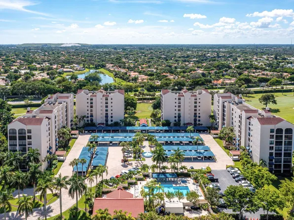 7572 Regency Lake Drive #302, Boca Raton, FL 33433