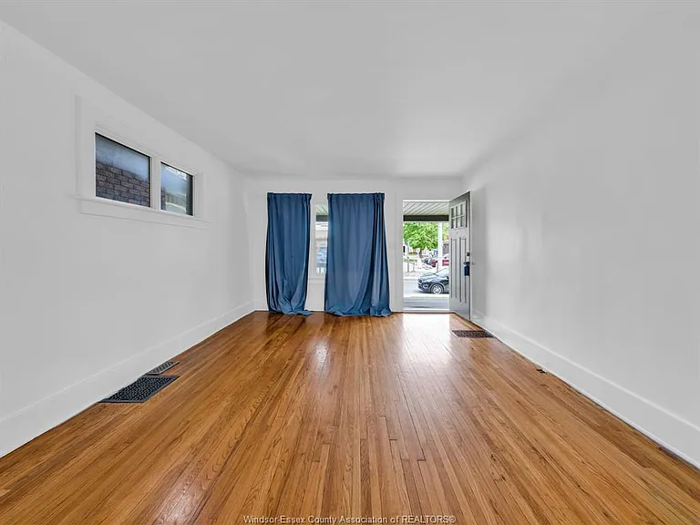973 Pelissier St — Photo 4