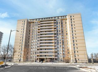 130 Neptune Dr #301, Toronto, ON M6A1X5