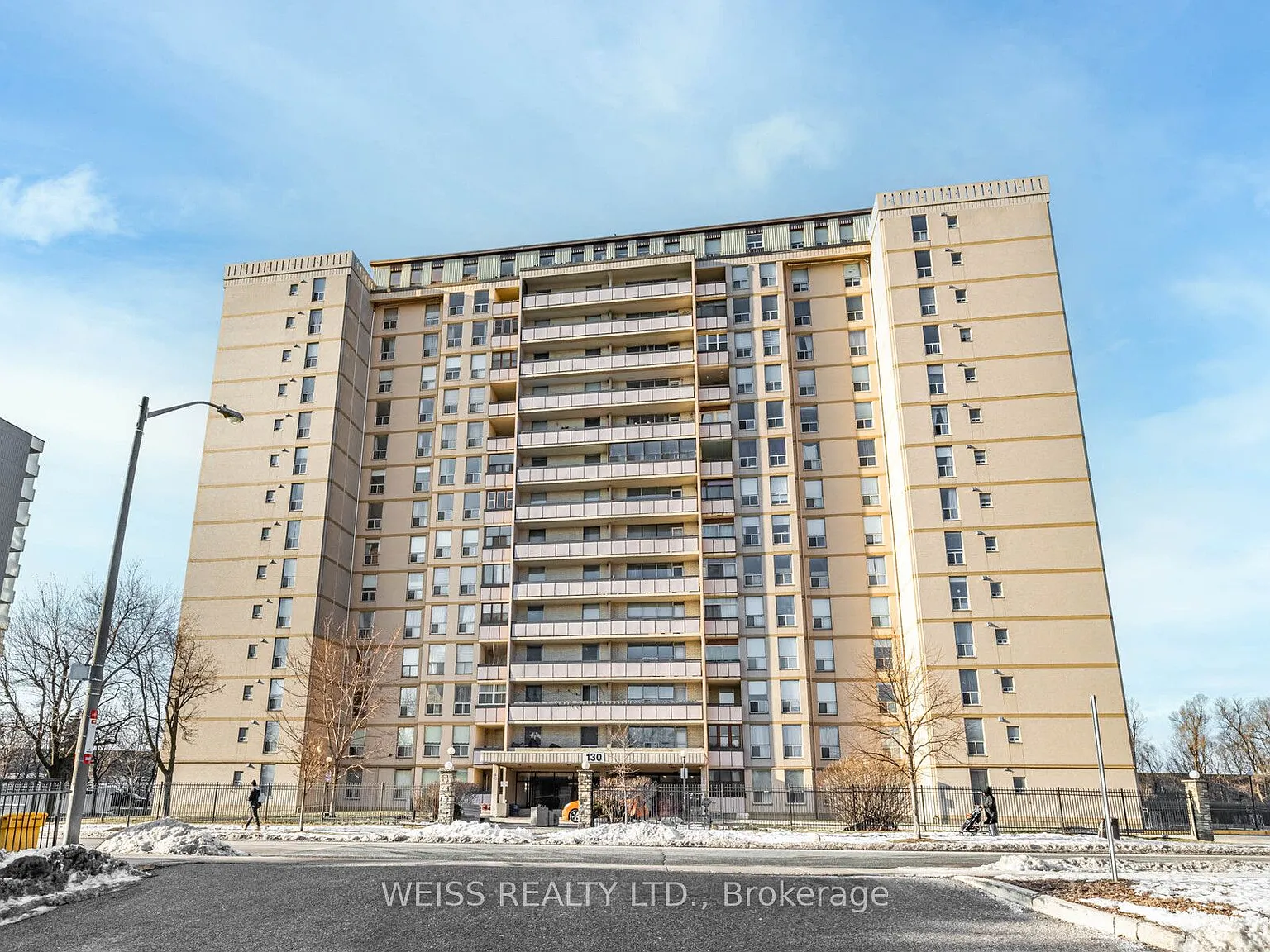 130 Neptune Dr #301 photo 1