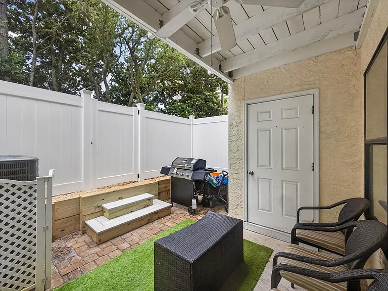 91 Norwood Dr #20 — Photo 44
