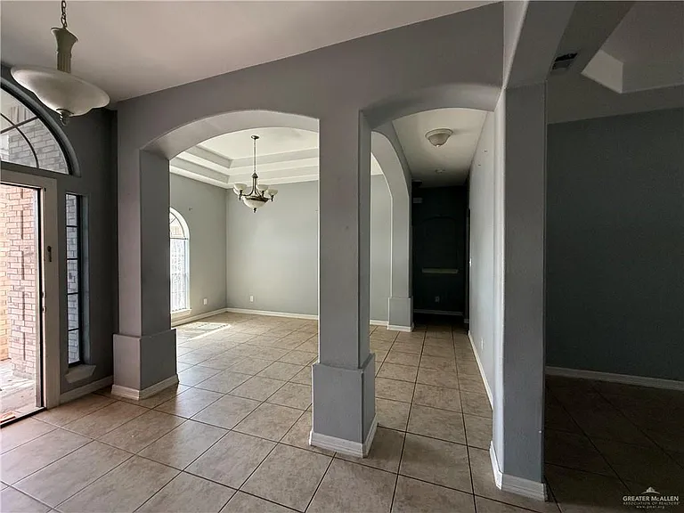 2204 N 48th St — Photo 3