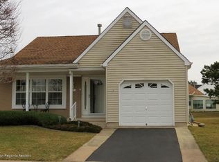 55 Winterton Dr, Toms River, NJ 08757