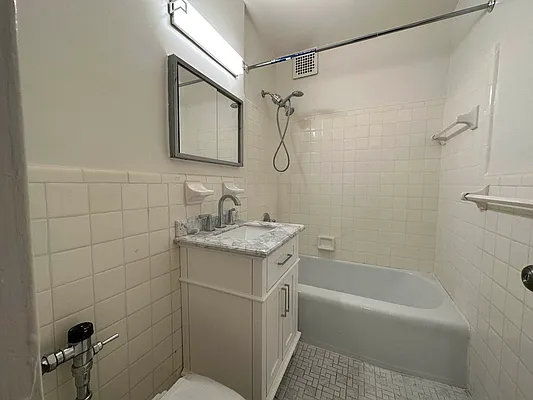 Rented by S&S Ocean Bay Properties | media 7