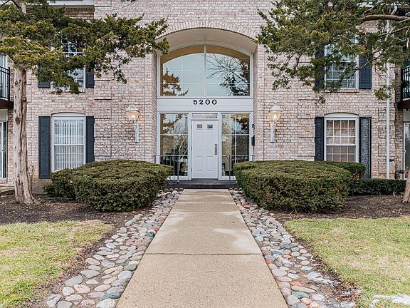 2nd image of 5200 Carriageway Dr APT 219