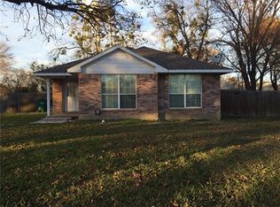 218 E Burks St, Pilot Point, TX 76258