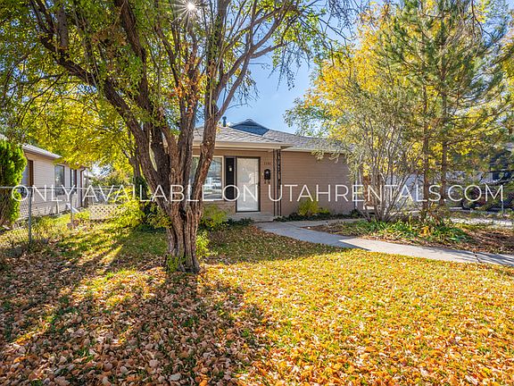 2nd image of 1141 W Fremont Ave