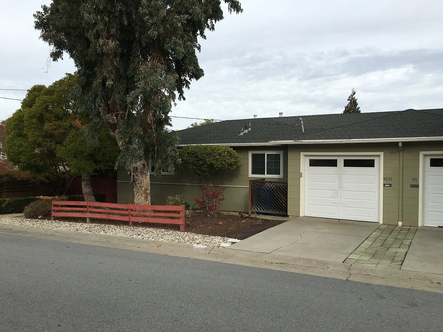 4035 Colegrove St photo 1