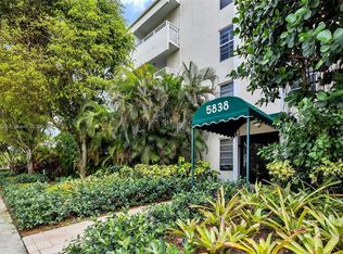 5838 SW 74th Ter APT 102, South Miami, FL 33143