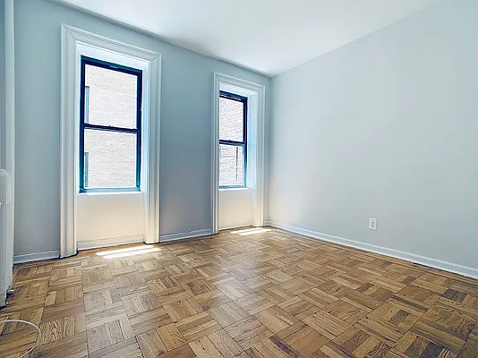 Rented by City Connections Realty | media 44