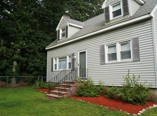 38 Arakelian Dr, Billerica, MA 01821
