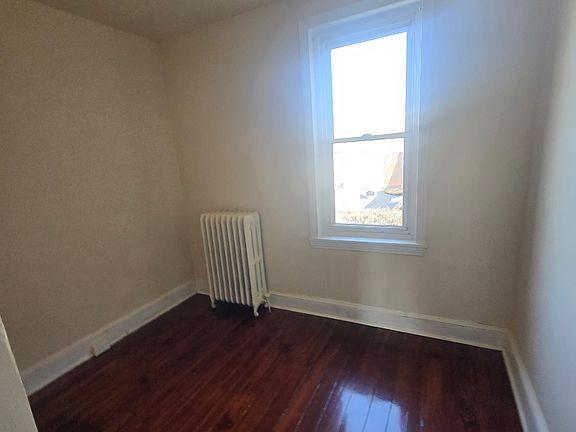 2nd image of 1523 Ruan St