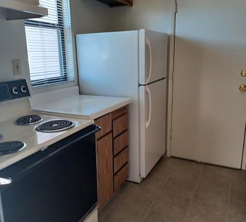 2nd image of 753 Mei Dr