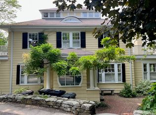 9 Dunstable Rd, Cambridge, MA 02138