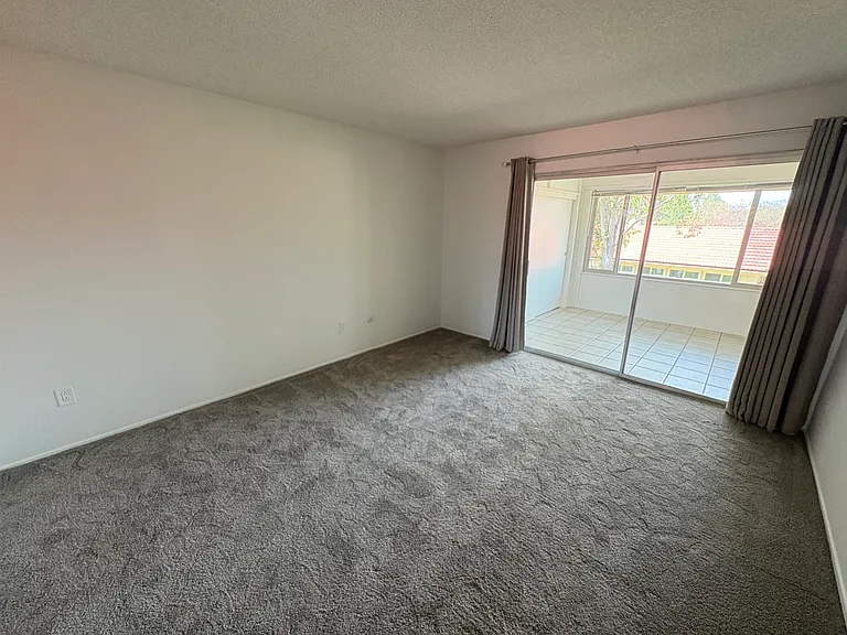 17463 Plaza Abierto #29 — Photo 9