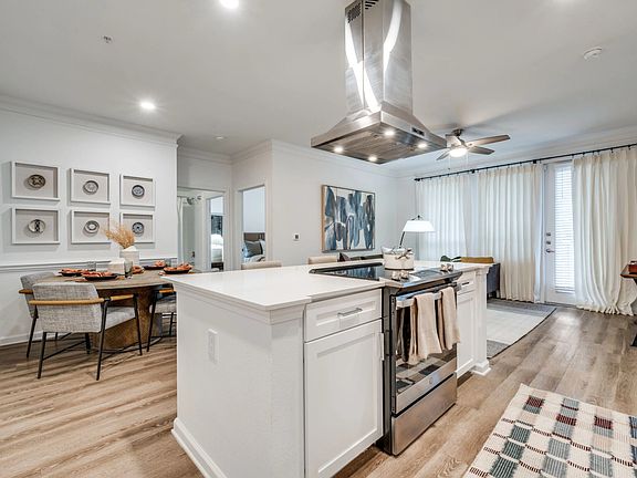 2nd image of 6000 El Dorado Way #2-279